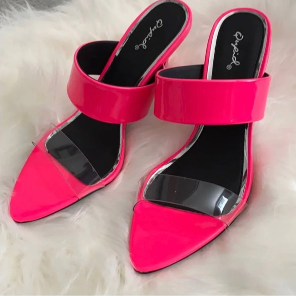 Sexy Qupid Neon Fuchsia Patent Lucite Heel Pointed Double Strap Slide Sandals.